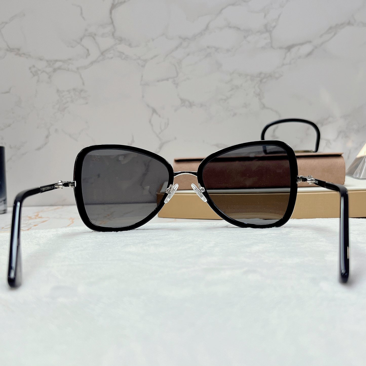 Polarized-CB951